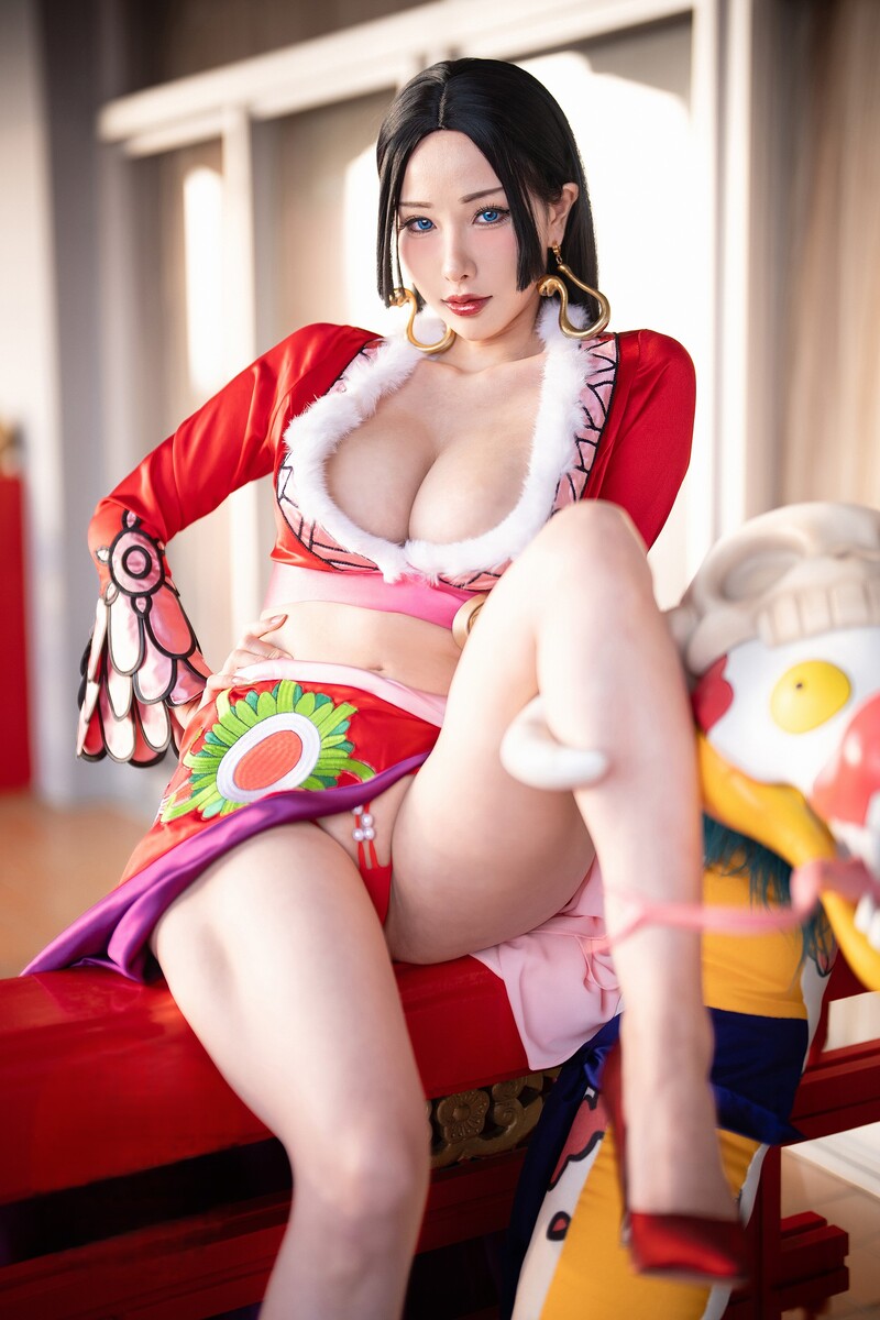 cosplay boa hancock 2