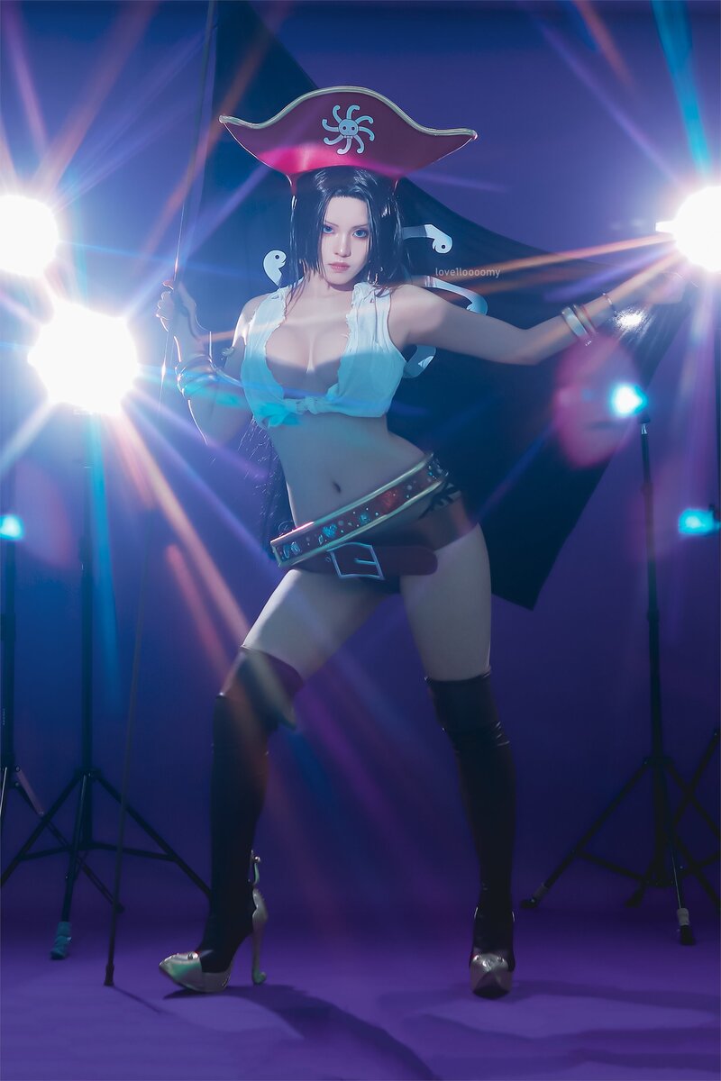 cosplay boa hancock 8
