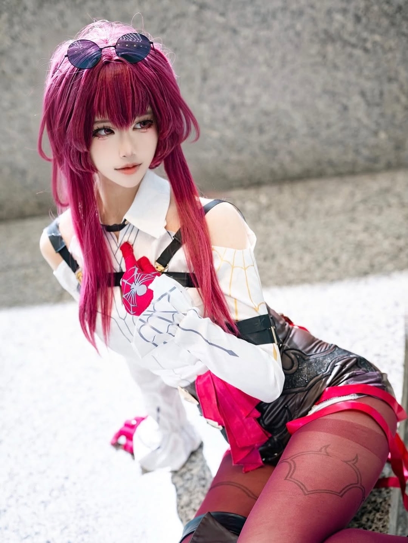 Ảnh Cosplay Kafka R34 Lesbian 11
