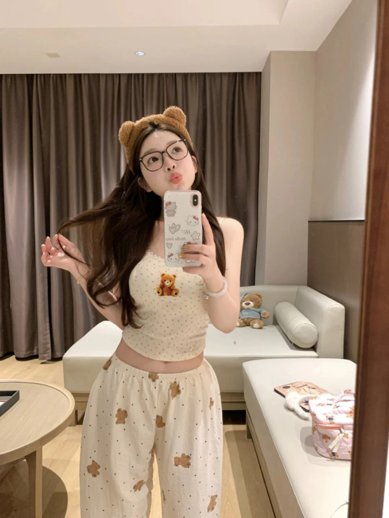 Ảnh Gái Mặc Đồ Ngủ 5