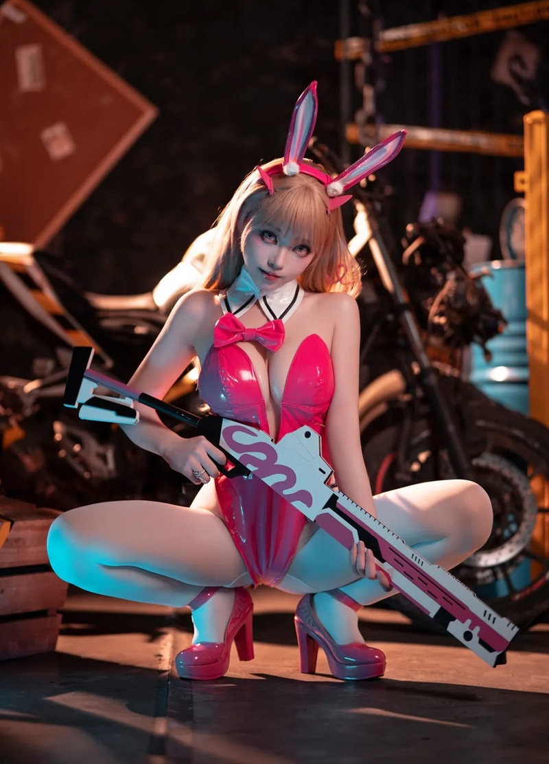 Ảnh Cosplay Viper Nikke quần lót ướt át dâm