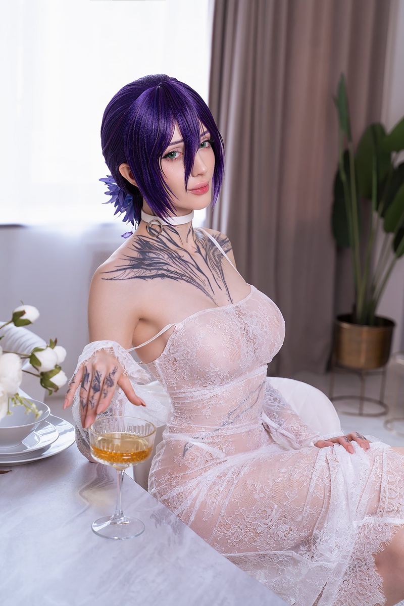 Ảnh Coser Alin vú đẹp tròn lẳn