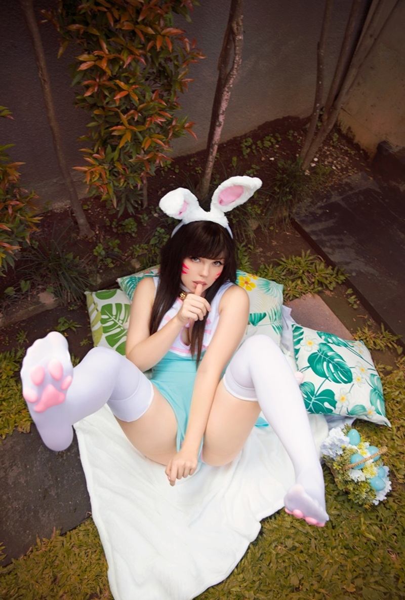 Ảnh Cosplay D.Va Overwatch mông cong gợi tình