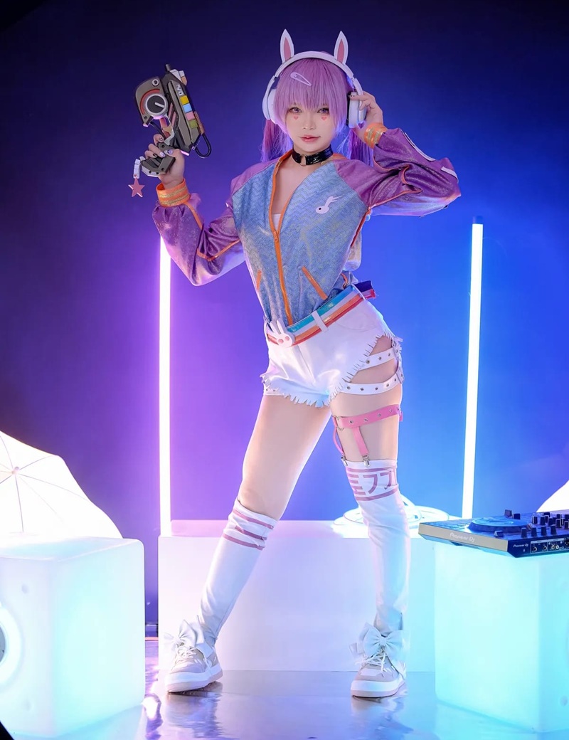 Ảnh Cosplay D.Va Overwatch body ngon không cưỡng