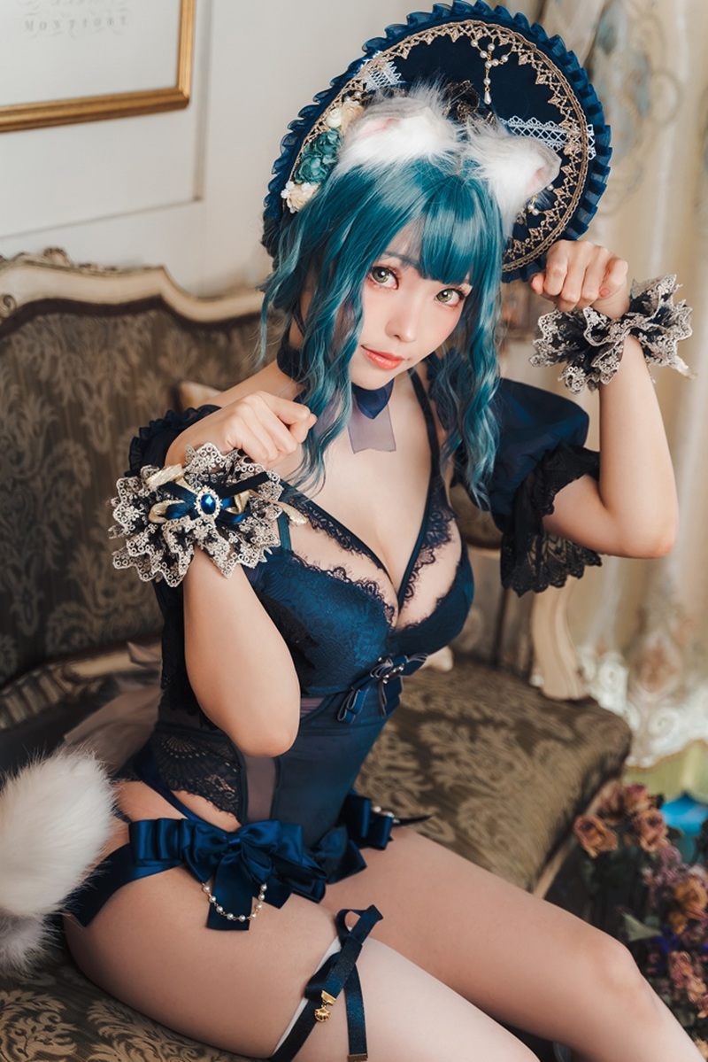 Ảnh Cosplay Cat Girl lồn ướt át thèm cặc