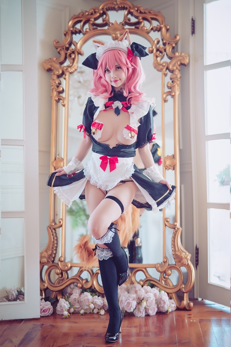 Ảnh Cosplay Hầu Gái đít nảy tưng khi địt