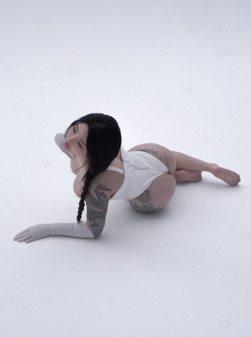 Ảnh Gymer Syx Hitomi ngực to lắc lư