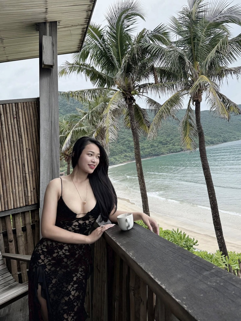 Ảnh Kieuoanhsohot biểu cảm dâm đãng đầy mê hoặc