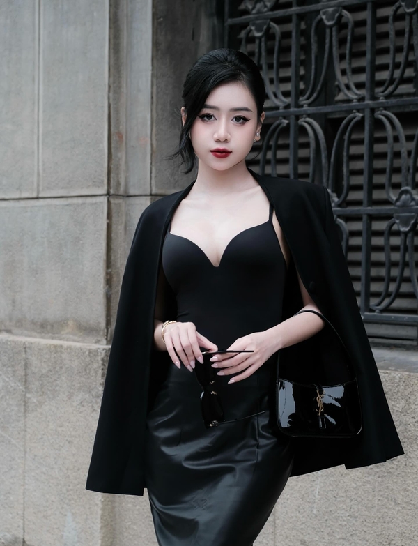 Album ảnh Lê Kim Loan với nhiều góc chụp ấn tượng
