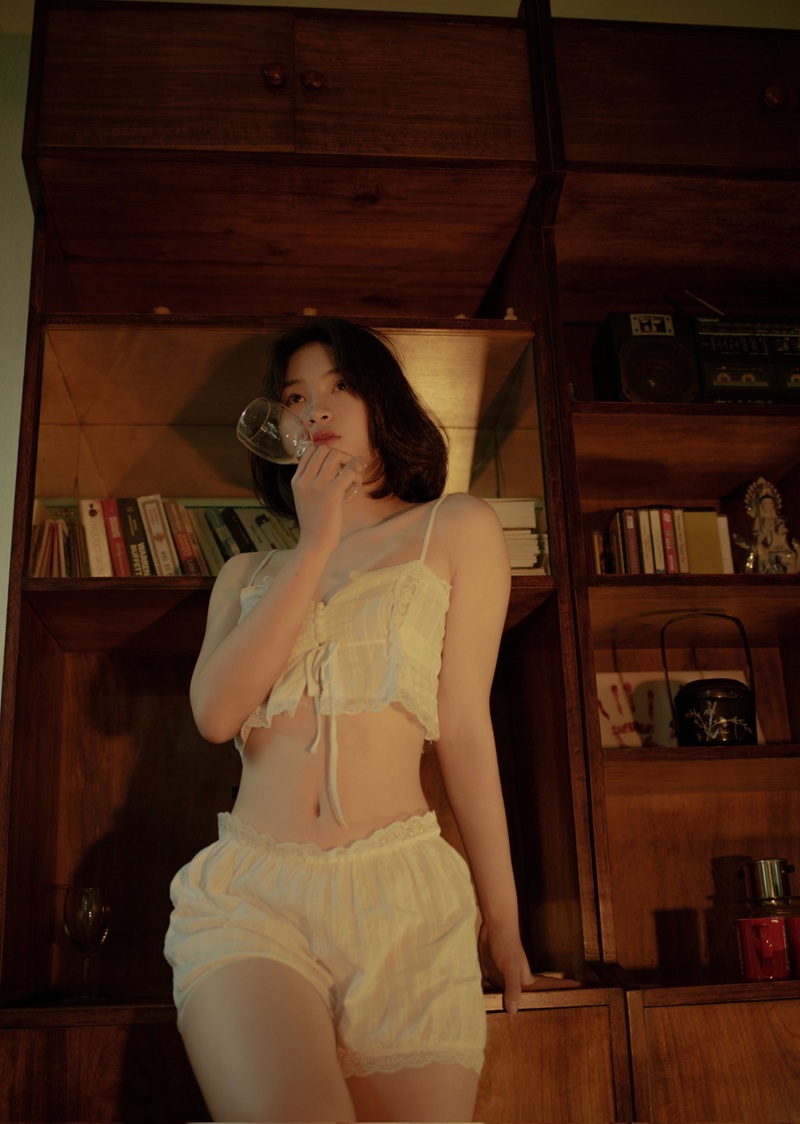 Ảnh sex Tunbook Patreon leak vú to trần trụi