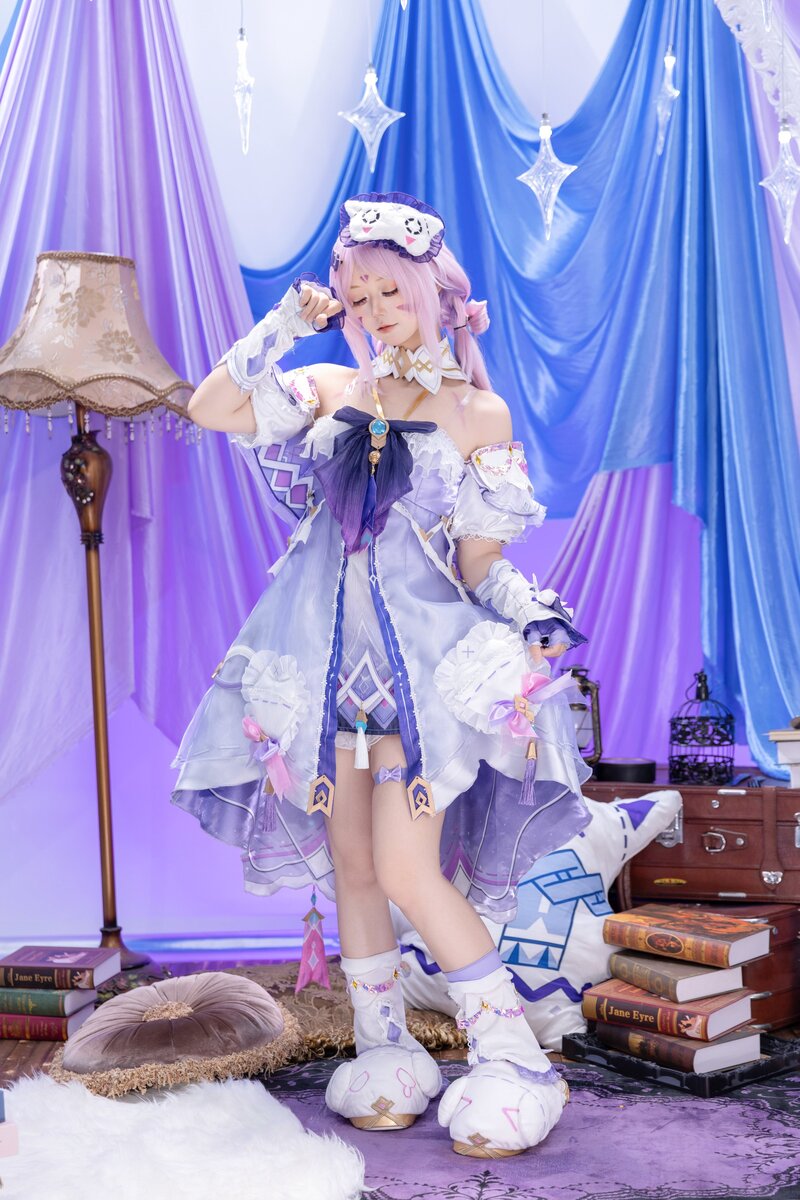 cosplay genshin impact 4