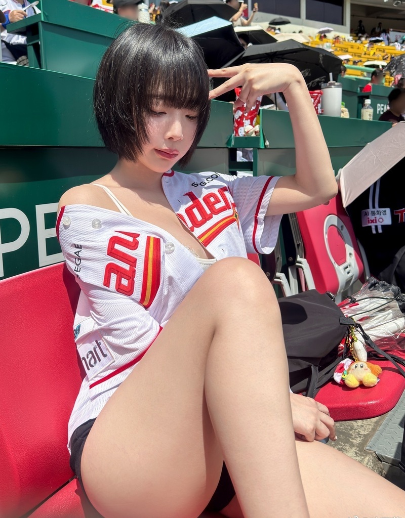 Ảnh Sex Gái Xinh Show Hàng 6