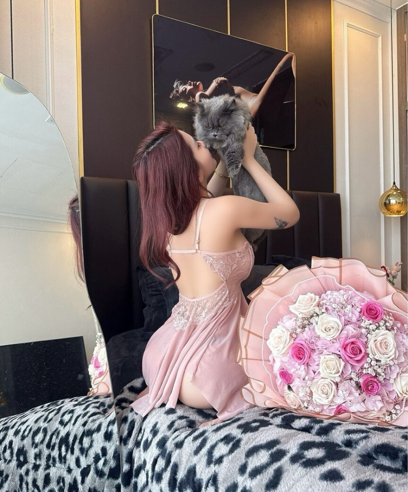 Ảnh Sex Hoàng Nhân Linh Chi 10