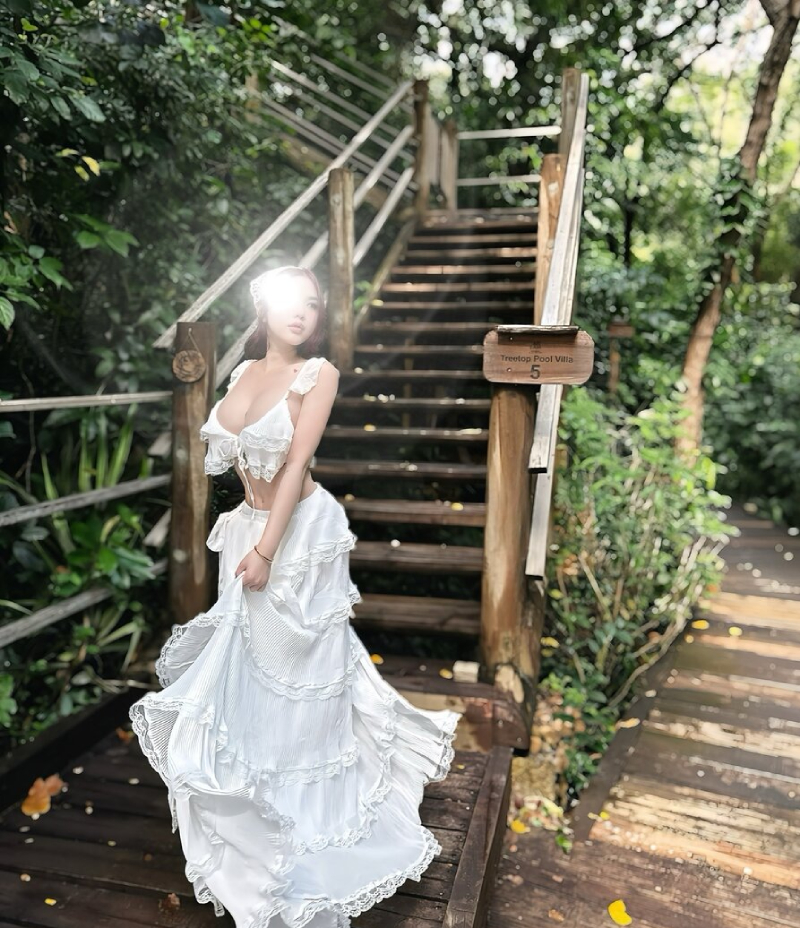 Ảnh Sex Hoàng Nhân Linh Chi 9